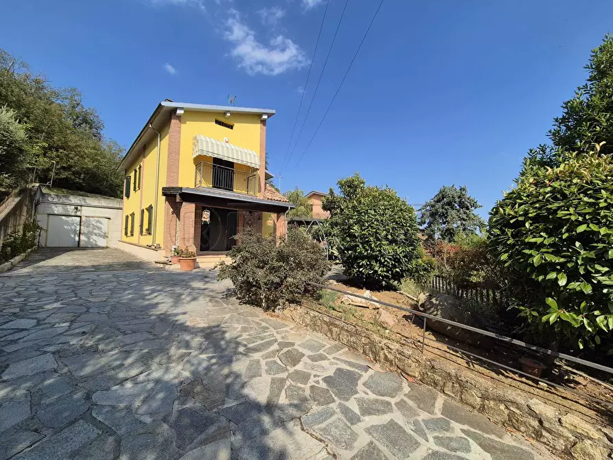 Immagine 2 di Villa in vendita  in Via Bottego a Salsomaggiore Terme