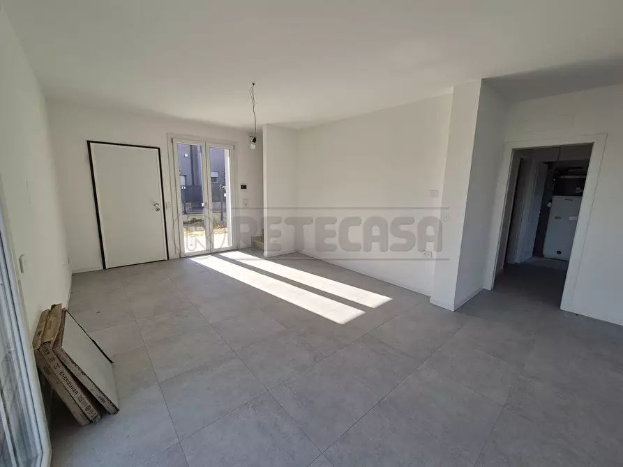 Immagine 3 di Villa in vendita  in Via Carbonera a Cremona