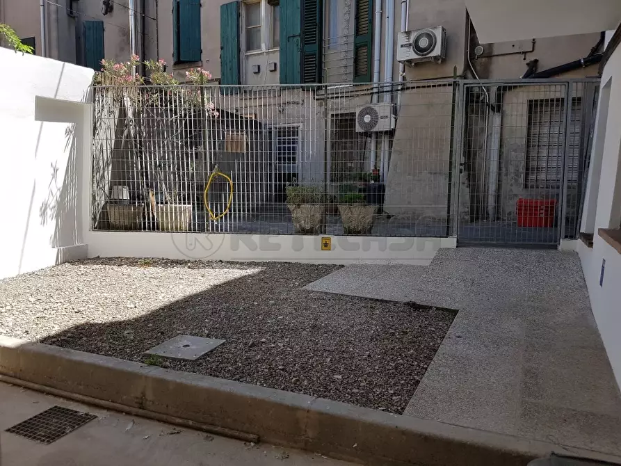 Immagine 7 di Bilocale in vendita  in Via Edmondo De Amicis 26 a Bondeno