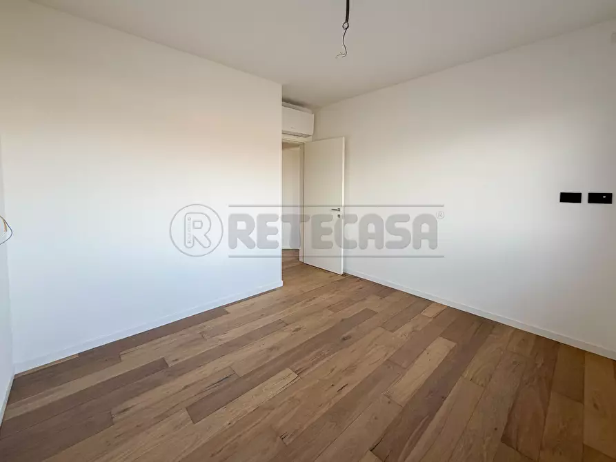 Immagine 20 di Appartamento in vendita  in Via F. Magellano a Creazzo