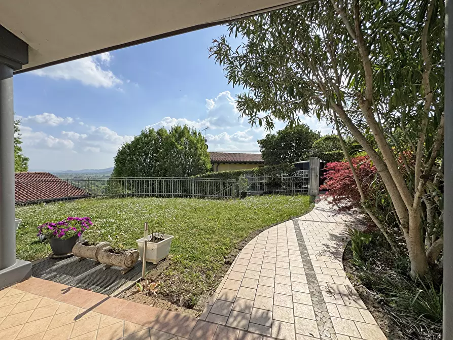 Immagine 6 di Villa in vendita  in Via Pianacattiva di Mezzo 11 a Trissino