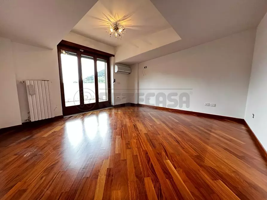 Immagine 1 di Appartamento in vendita  a Mercato San Severino