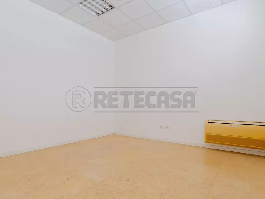 Immagine 14 di Ufficio in vendita  in Via Ca’ Del Luogo 8F a Bolzano Vicentino
