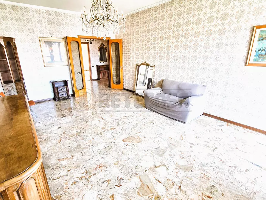 Immagine 4 di Quadrilocale in vendita  in Viale Gabriele D'Annunzio 210 a Pescara