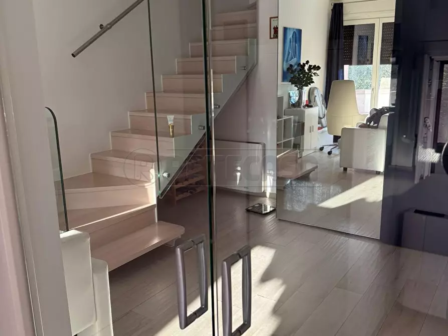 Immagine 7 di Casa bifamiliare in vendita  in Via Giulio Cesare 2 a Desenzano Del Garda