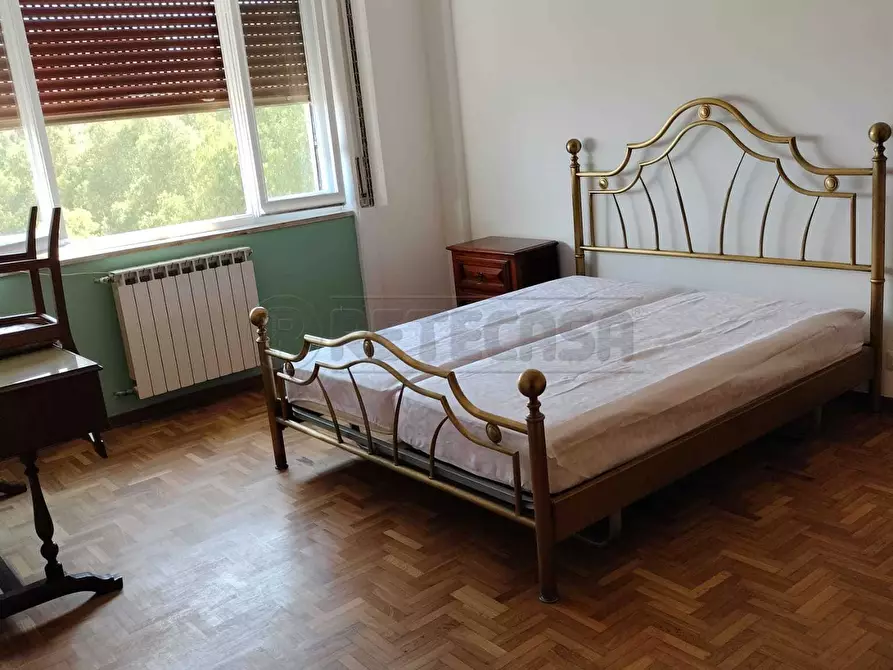 Immagine 10 di Quadrilocale in affitto  in viale regina elena 125 a Messina