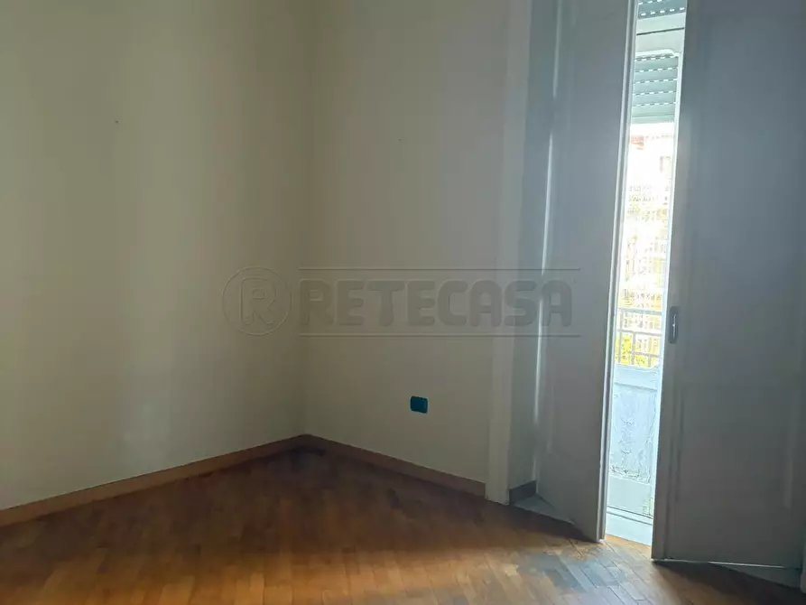 Immagine 17 di Pentalocale in affitto  in via renato de martino 16 a Salerno