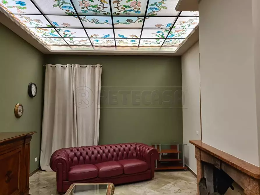 Immagine 6 di Bilocale in vendita  in Via Roma SNC a Marsala