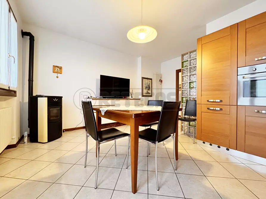 Immagine 8 di Appartamento in vendita  in via xxv aprile 8 a Brogliano