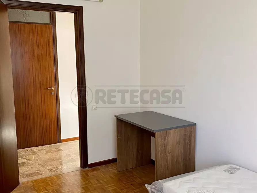 Immagine 2 di Stanza singola in affitto  in Viale Margherita a Vicenza