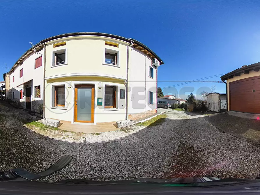 Immagine 29 di Casa semindipendente in affitto  in Via Castello a Monteviale