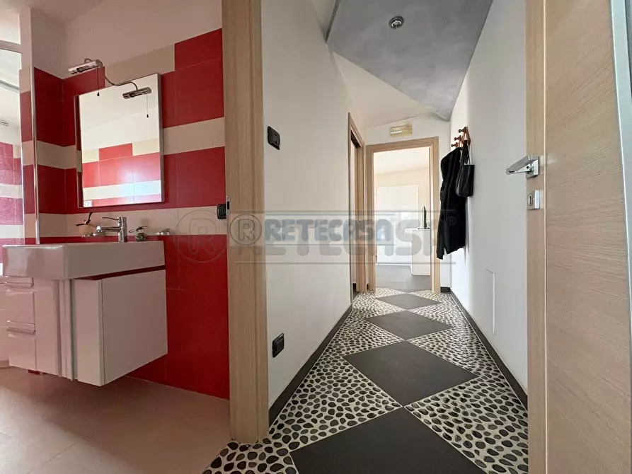 Immagine 18 di Mansarda in vendita  in Via Nicola Gaglione a Marcianise