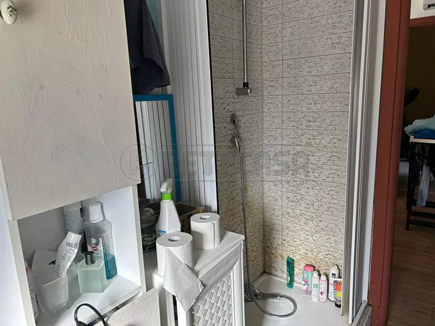 Immagine 10 di Bilocale in affitto  in Via Gabriele Amico Valenti 117 a Caltanissetta