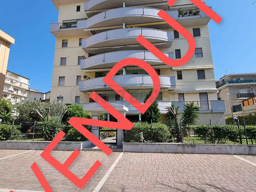 Immagine 1 di Bilocale in vendita  a Pescara