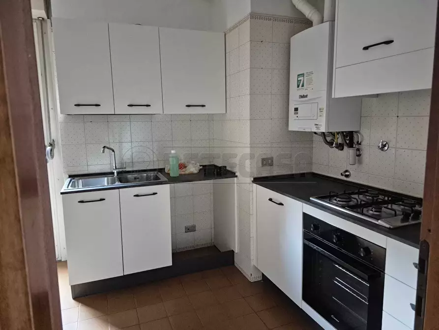 Immagine 6 di Trilocale in affitto  a Bergamo