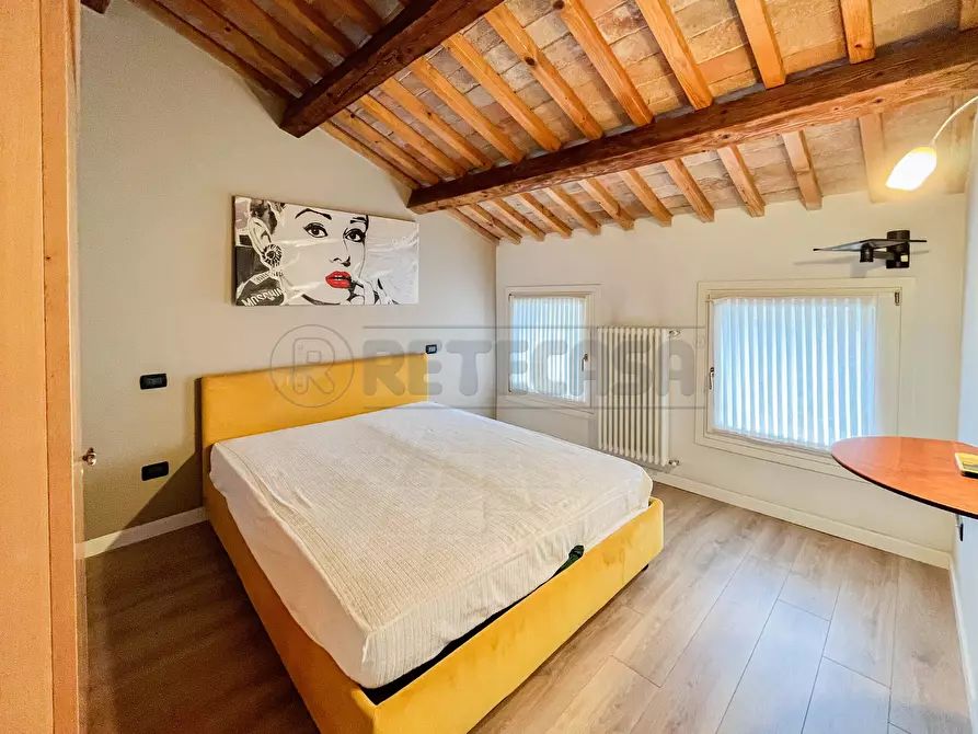 Immagine 16 di Bilocale in vendita  in Contrà Santa Barbara a Vicenza