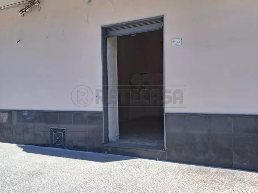 Immagine 6 di Locale commerciale in affitto  in Viale Fratelli Kennedy a Marcianise