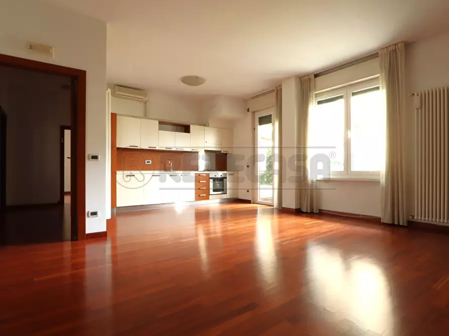 Immagine 2 di Bilocale in affitto  in Via Battaglione Monte Berico 15 a Vicenza