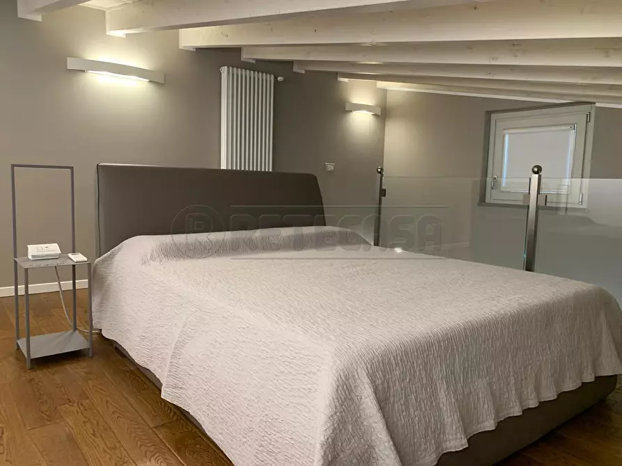 Immagine 52 di Appartamento in affitto  a Bergamo