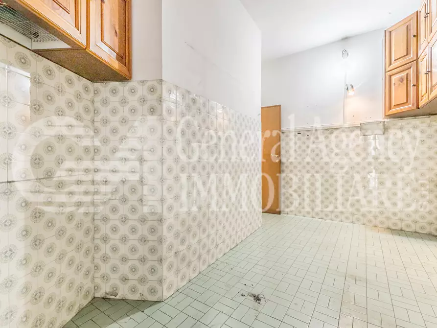 Immagine 65 di Appartamento in vendita  in via guido de ruggiero a Roma