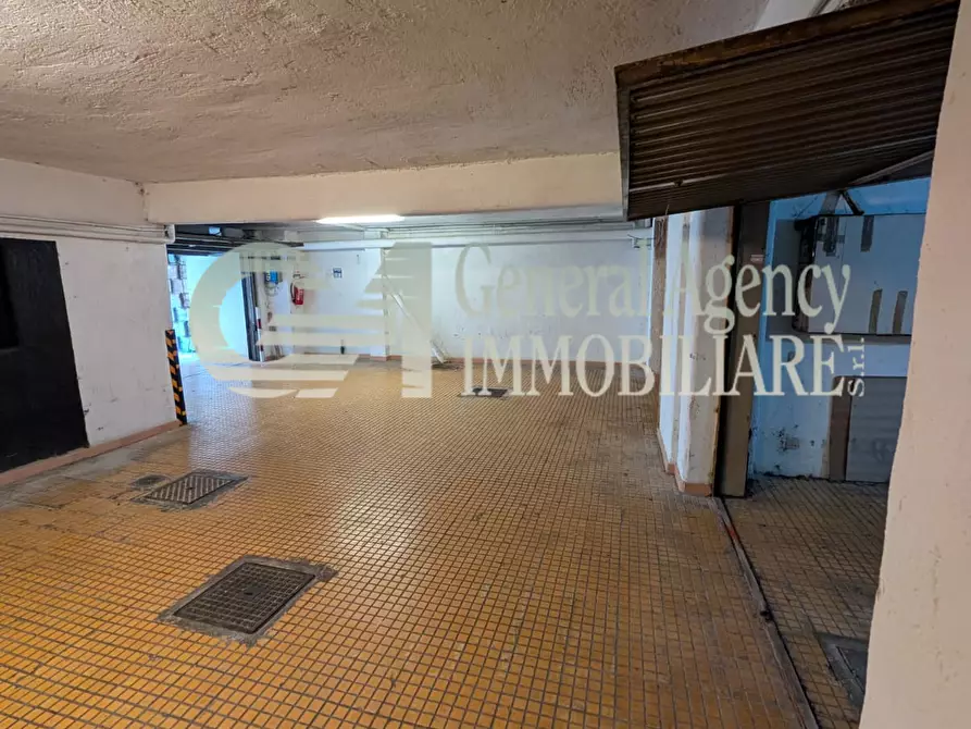 Immagine 81 di Appartamento in vendita  in VIALE DEI PRIMATI SPORTIVI 66 a Roma