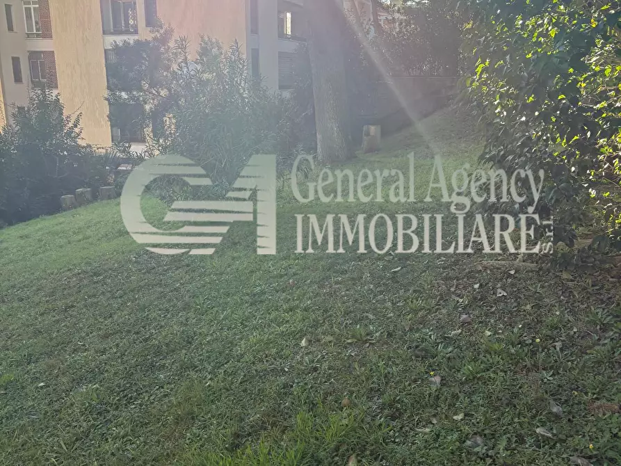 Immagine 57 di Appartamento in vendita  in VIALE DEI PRIMATI SPORTIVI 66 a Roma