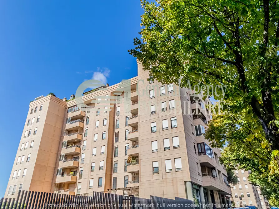 Immagine 1 di Trilocale in vendita  in Via dell'Orsa Minore a Roma