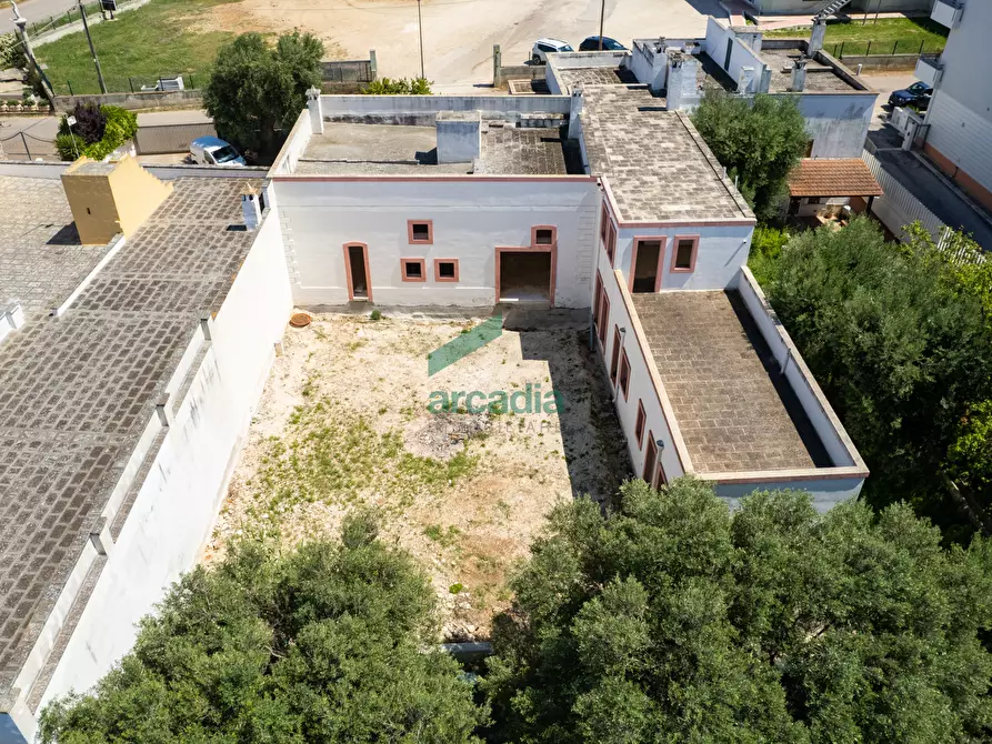 Immagine 18 di Rustico / casale in vendita  in Via Teano 58 a Fasano