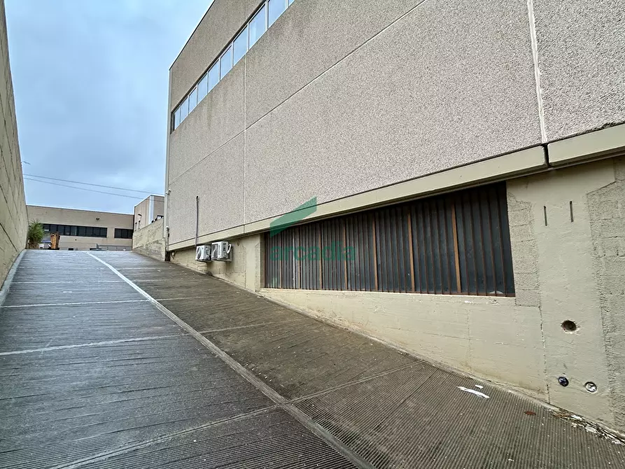 Immagine 35 di Attività artigianale in vendita  in Via dei Vetrai 5 a Modugno