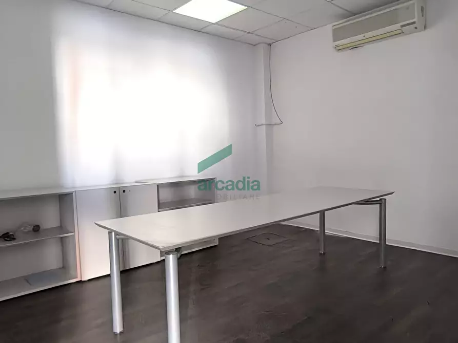 Immagine 15 di Attività artigianale in affitto  in S.S. 16 km 810,800 SN a Triggiano