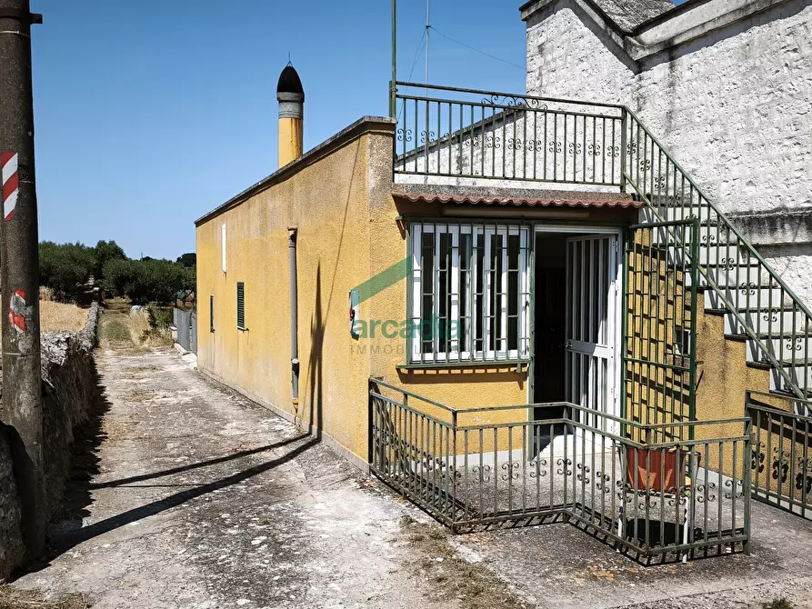 Immagine 31 di Villa in vendita  in KM 42 761 a Locorotondo