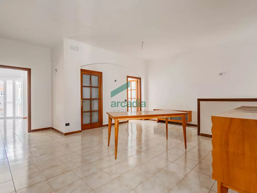 Immagine 6 di Quadrilocale in vendita  in Viale Japigia 42 a Bari