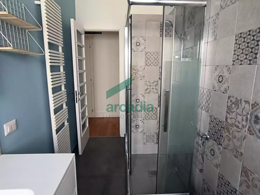 Immagine 27 di Bilocale in affitto  in Via Dalmazia 191 a Bari