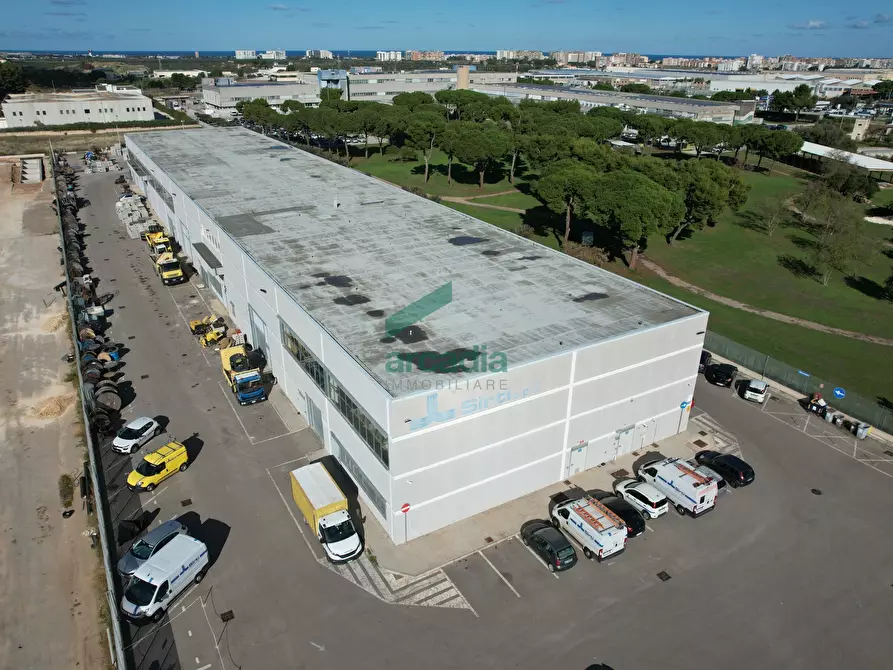 Immagine 7 di Attività artigianale in vendita  in Via delle Violette 10 a Modugno