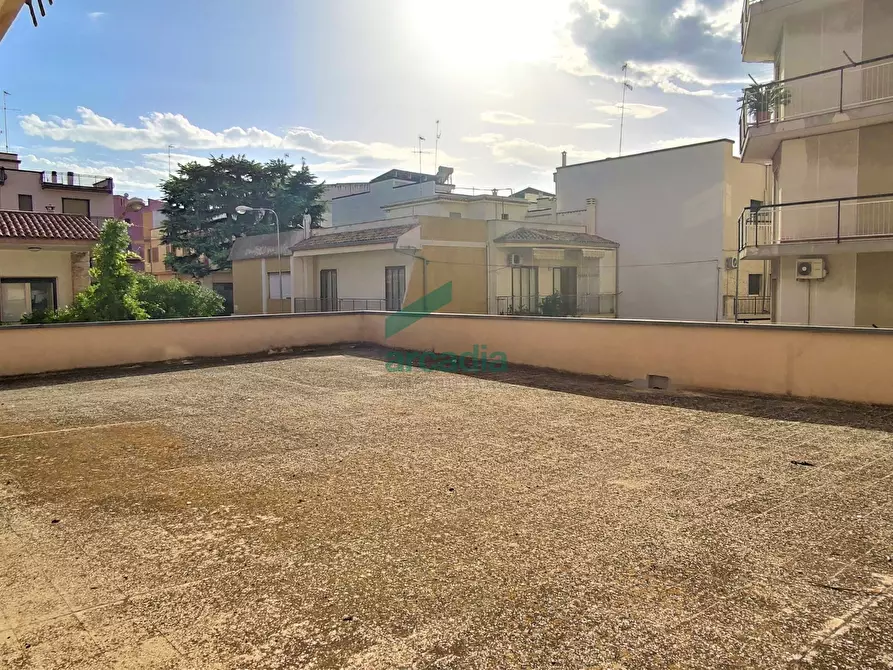 Immagine 16 di Pentalocale in vendita  in Via Pietro Carenza 20 a Turi
