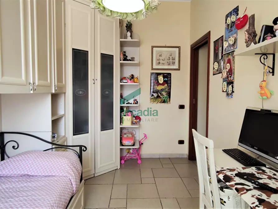 Immagine 10 di Trilocale in vendita  in Via Peucetia 72 a Bari