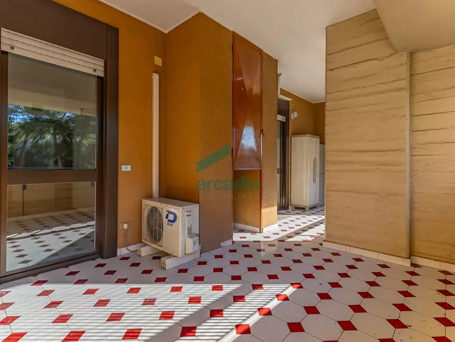 Immagine 20 di Ufficio in vendita  in Via Camillo Rosalba 49 a Bari