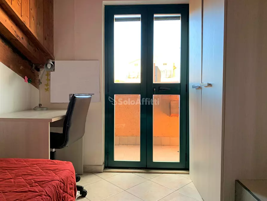 Immagine 9 di Trilocale in affitto  a Catanzaro