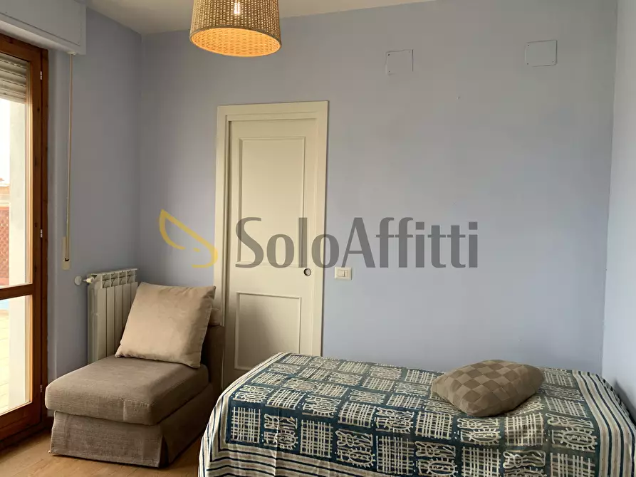 Immagine 11 di Quadrilocale in affitto  in Via dei Pensieri 89 a Livorno