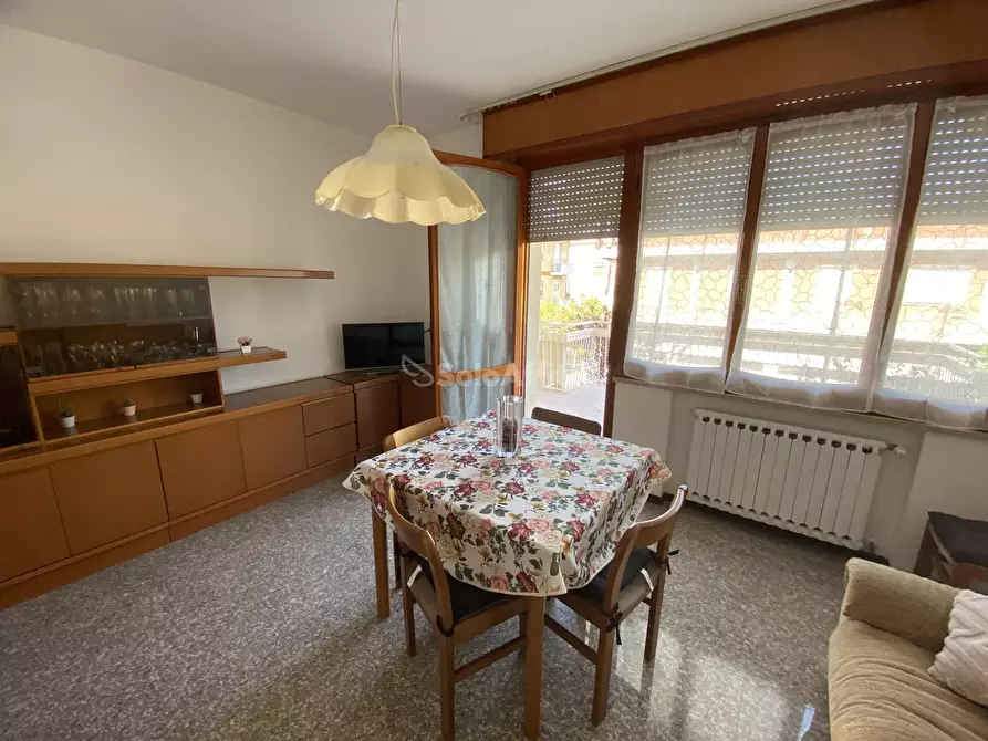 Immagine 3 di Pentalocale in affitto  in Viale Leonardo da Vinci 61a a Rimini