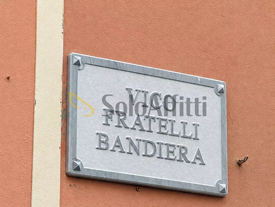 Immagine 13 di Locale commerciale in affitto  in Via Fratelli Bandiera 1 a Potenza