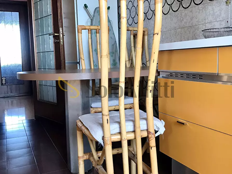 Immagine 3 di Quadrilocale in affitto  in Piazza del Monastero 10 a Torino