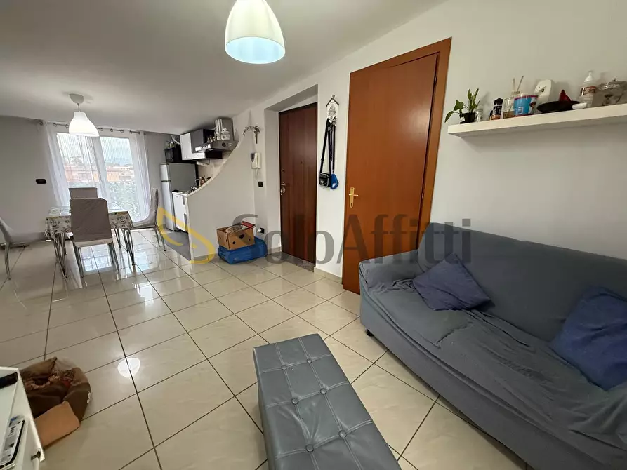 Immagine 5 di Trilocale in affitto  in Via Giovanni Verga a Marcianise