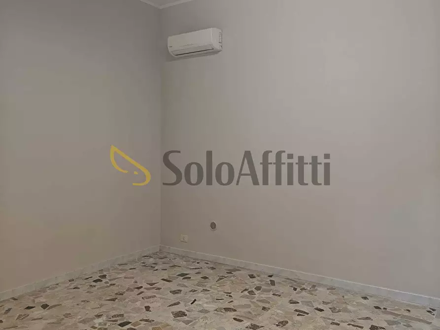 Immagine 4 di Trilocale in affitto  a Misterbianco