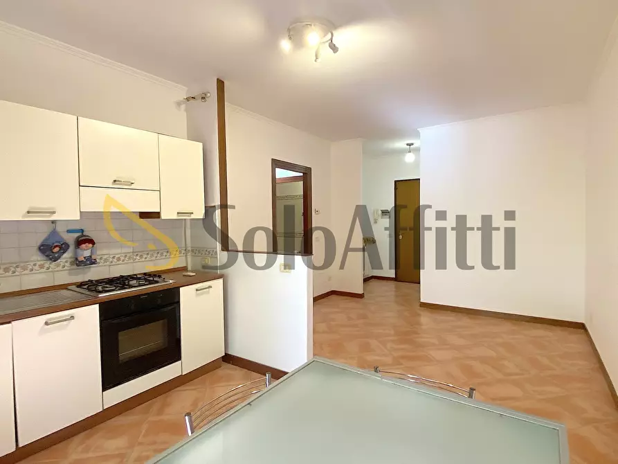 Immagine 6 di Trilocale in affitto  in Via Erminio Macario 60 a Roma