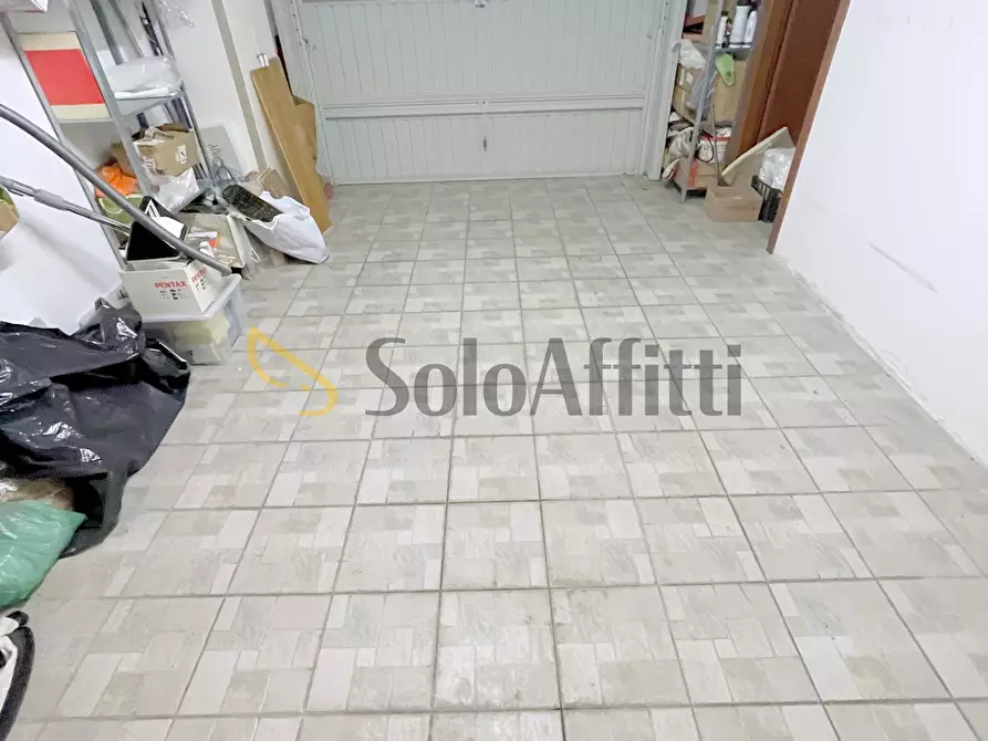 Immagine 13 di Trilocale in affitto  a Sirolo