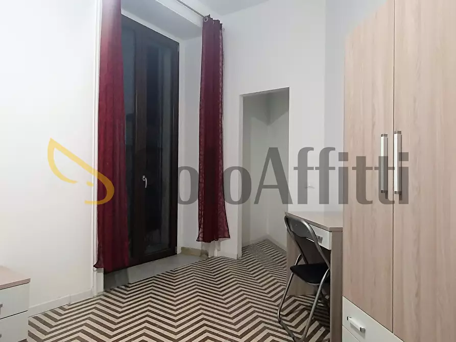 Immagine 12 di Stanza singola in affitto  a Catanzaro