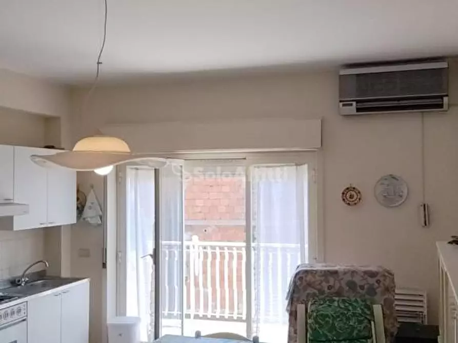 Immagine 2 di Bilocale in affitto  a Giardini-Naxos