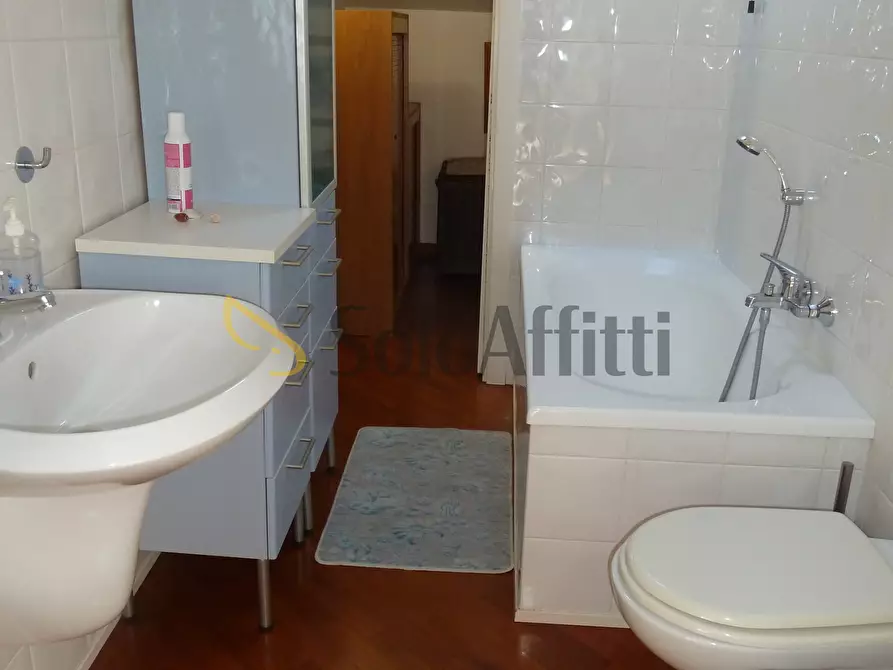 Immagine 25 di Quadrilocale in affitto  in Via Roma 63 a Ospedaletti