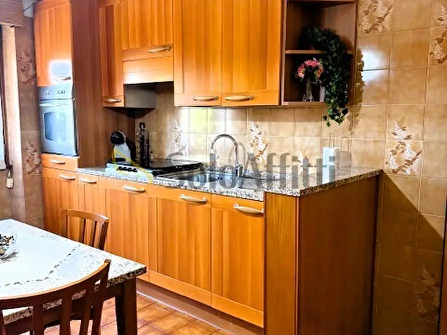 Immagine 7 di Quadrilocale in affitto  in Via Quirino Majorana 171 a Roma